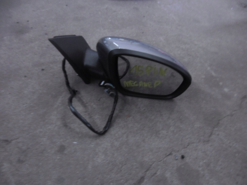 RENAULT MEGANE IV 4 LUSTERKO PRAWE 15 PIN