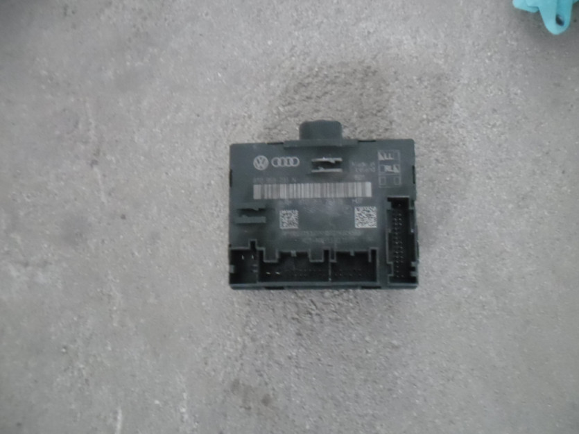 AUDI A4 A5 8K MODUL DRZWI 8T0959793N