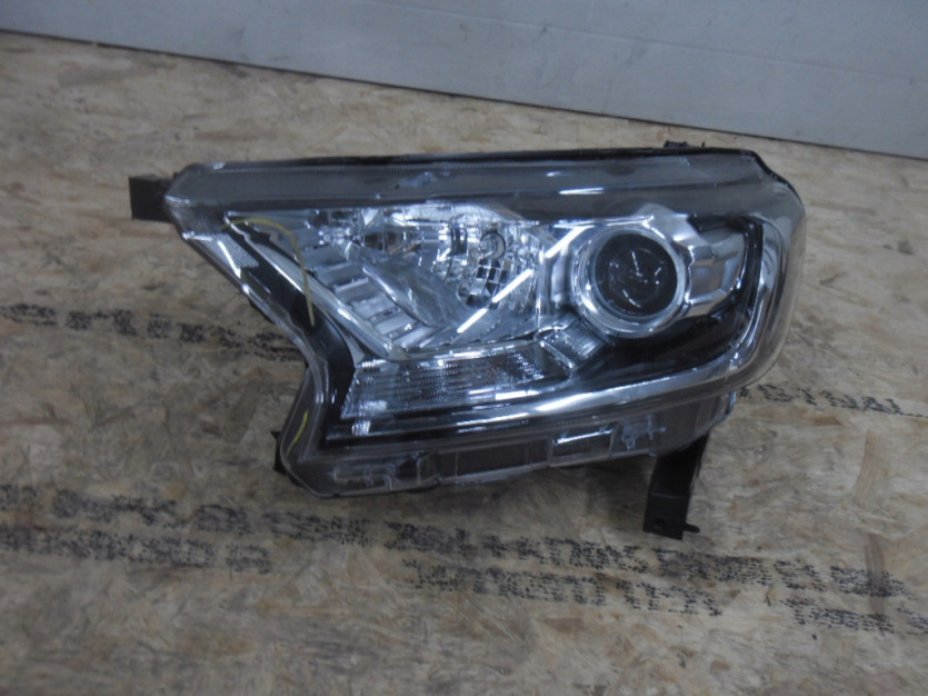 LAMPA LEWA PRZOD PRZEDNIA FORD RANGER EB3B13W030PM