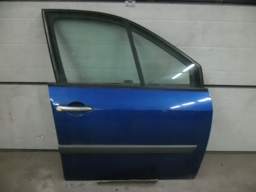 RENAULT SCENIC II 2003-2009 DRZWI PRAWE PRZEDNIE