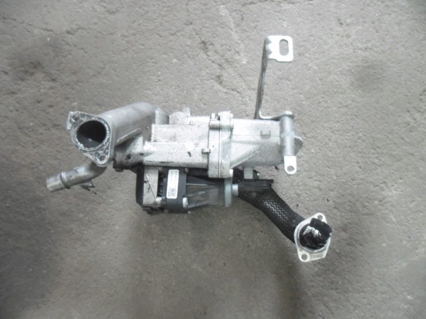 PEUGEOT CITROEN 1.6 EHDI ZAWOR EGR 9671187780