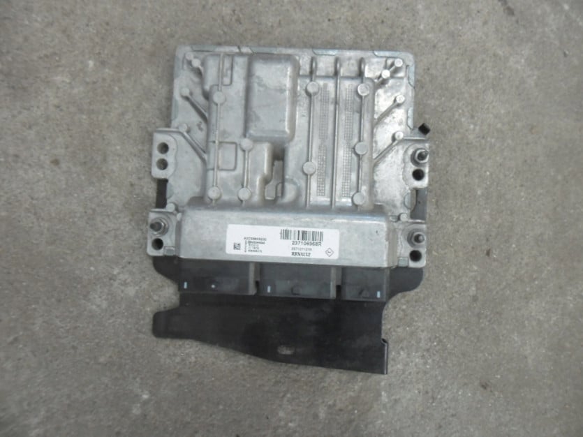 RENAULT SCENIC 3 III STEROWNIK KOMPUTER SILNIKA