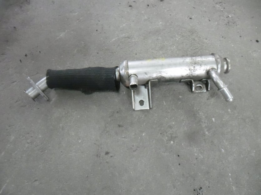 OPEL VECTRA C Z19 DTH 1.9 CDTI CHLODNICA SPALIN