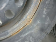 VW UP 1S 2013 FELGI KOLA STALOWE OPONY 165/70 R14