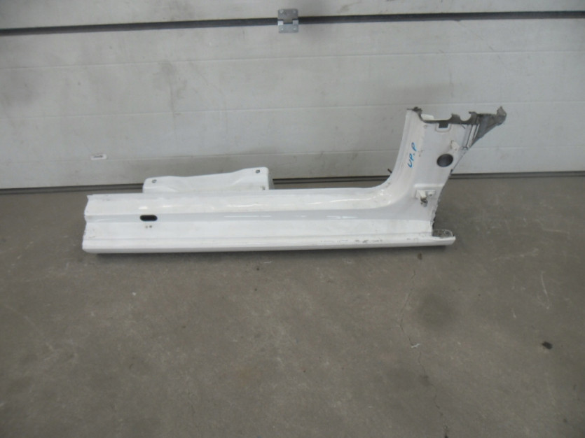 VW UP 1S 2013 PROG PRAWY CWIARTKA 3 DRZWI