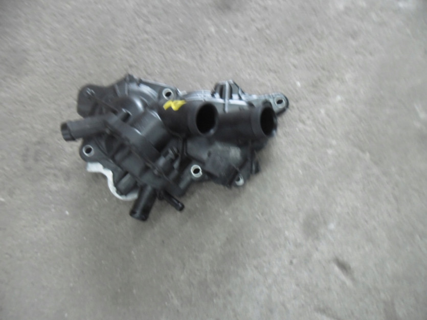 AUDI A1 8X 2017 LIFT TERMOSTAT WODY 04E121600BD