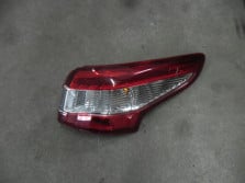 NISSAN QASHQAI 2 II J11 2016 LAMPA PRAWA TYL TYLNA