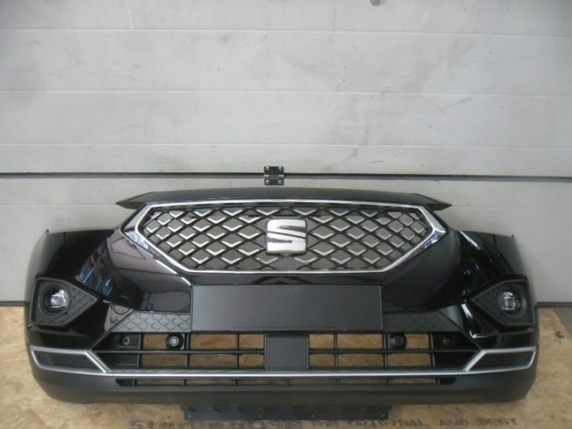 ZDERZAK PRZOD PRZEDNI SEAT TARRACO 6X PDC LC9X