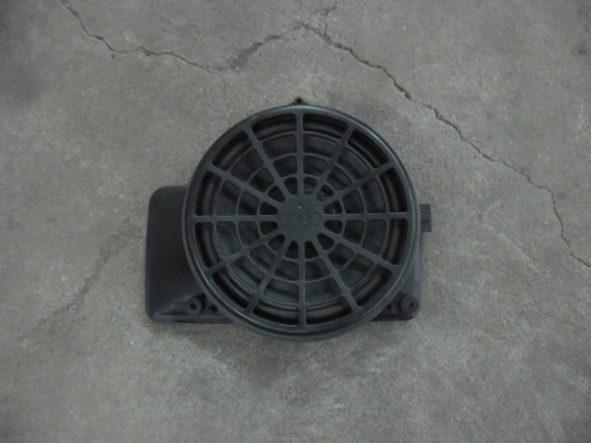 AUDI A4 8K GLOSNIK BASOWY BANG OLUFSEN 8T0035412D