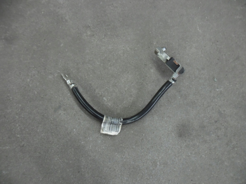 AUDI A4 8K 3.0 TDI KLEMA MINUS 8K0915181B