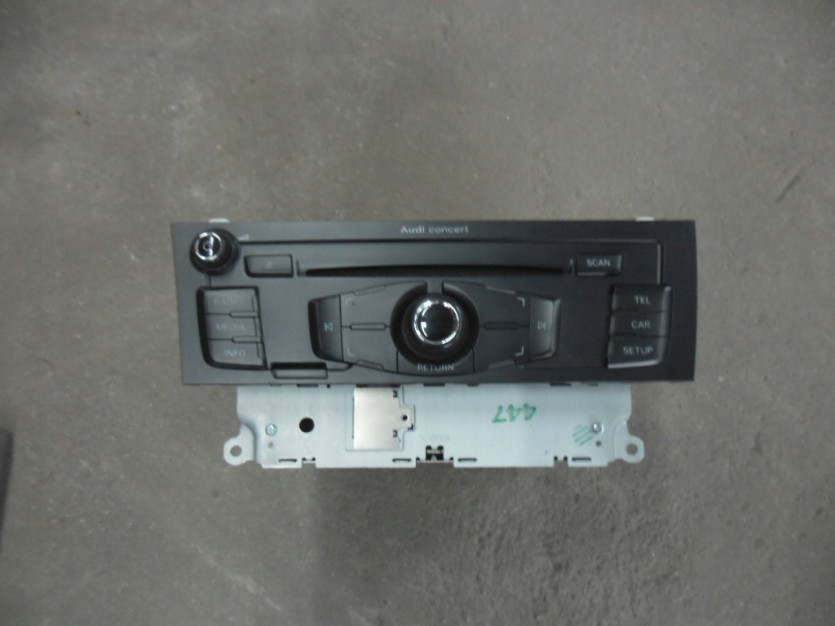 AUDI A4 8K 3.0 TDI RADIO AUDI CONCERT 8T1035186D