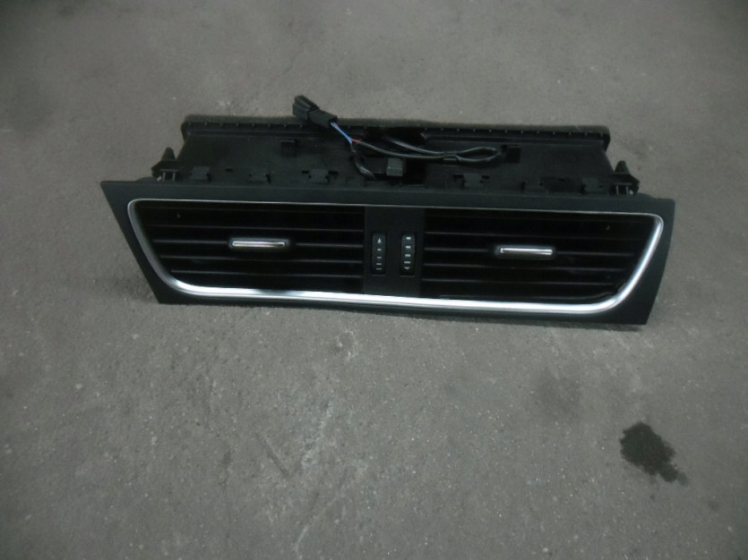 AUDI A4 8K 3.0 TDI KRATKA NAWIEWU DESKI 8T1820951C