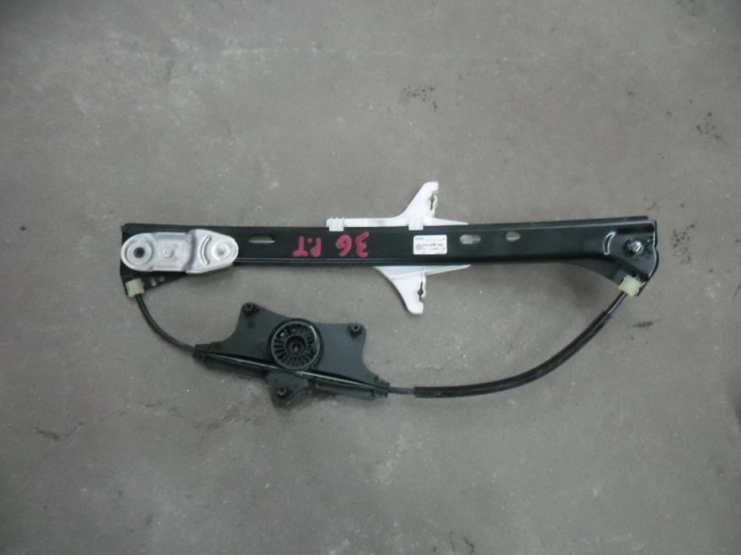 VW PASSAT B8 3G PODNOSNIK SZYBY TYL 3G5839462