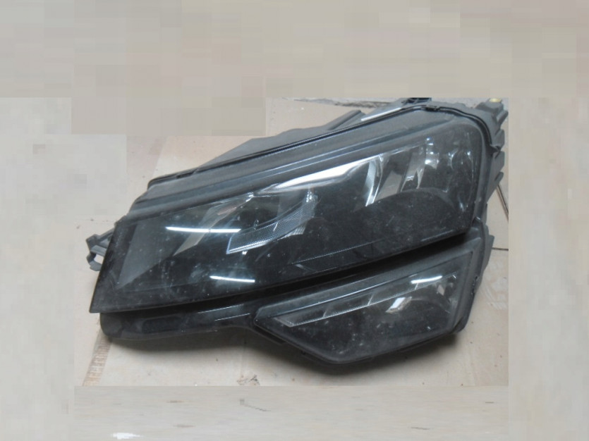 SKODA KAROQ LAMPA LEWA PRZOD PRZEDNIA 57B941015A