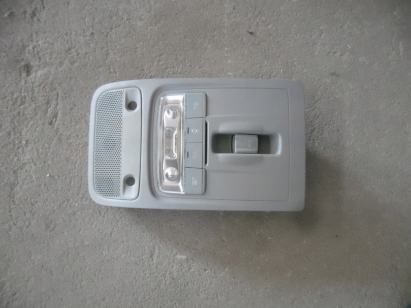 AUDI A3 8V SEDAN LAMPKA PODSUFITKI MIB2 8V0947135L