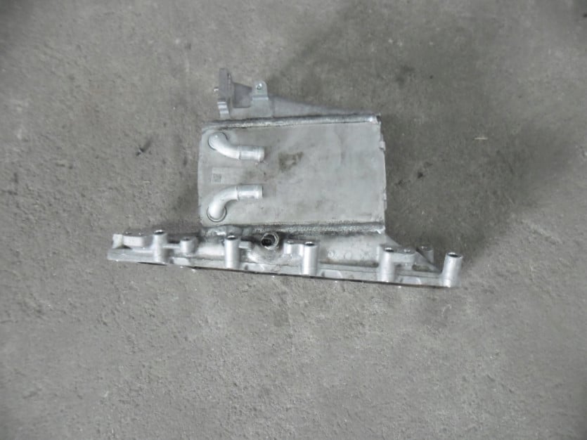 AUDI A3 8V CHLODNICA KOLEKTOR SSACY 04L129766L