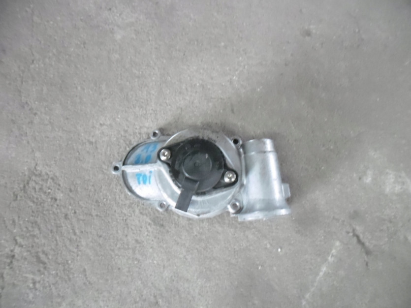AUDI A3 8V OBUDOWA ROZRZADU NASTAWNIKA 04L109096