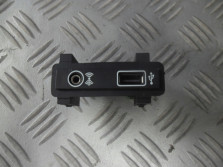 VW ATLAS TERAMONT WEJSCIE AUX USB 5Q0035724