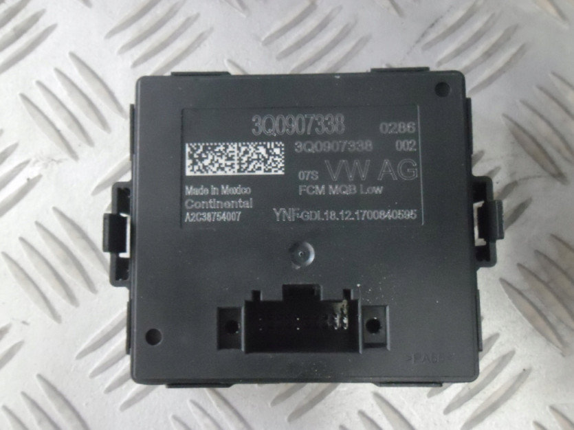 VW ATLAS TERAMONT MODUL SWIATEL MQB 3Q0907338