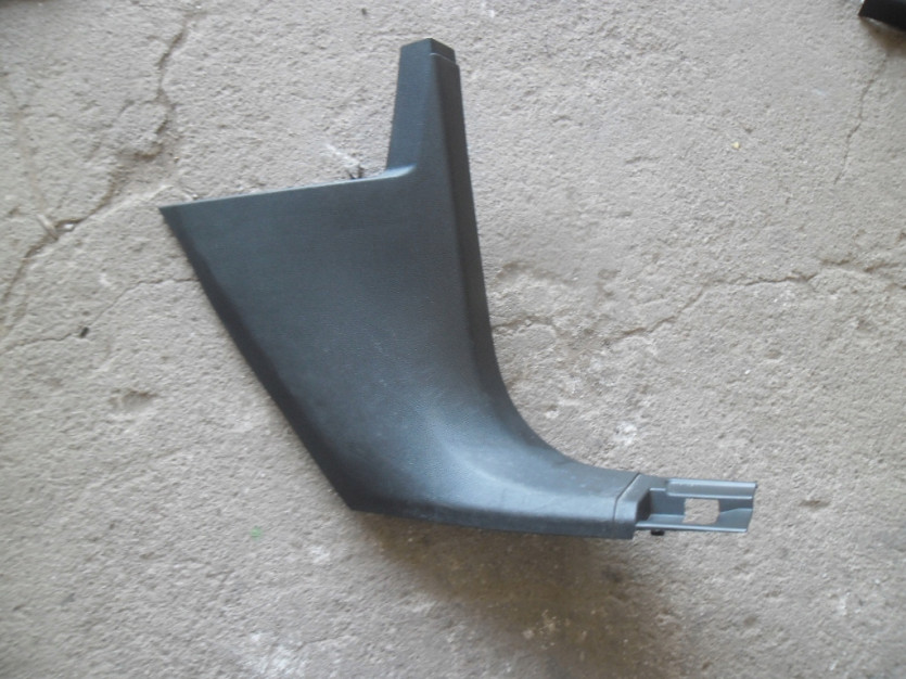VW ATLAS TERAMONT OSLONA PROGU PRAWA 3CN863484A
