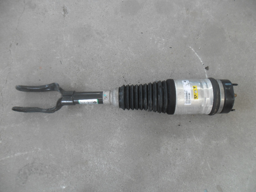 JEEP GRAND CHEROKEE AMORTYZATOR PRZOD 68231889AA
