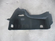 AUDI A3 8V OSLONA BOCZEK BAGAZNIKA LEWA 8V7863879A