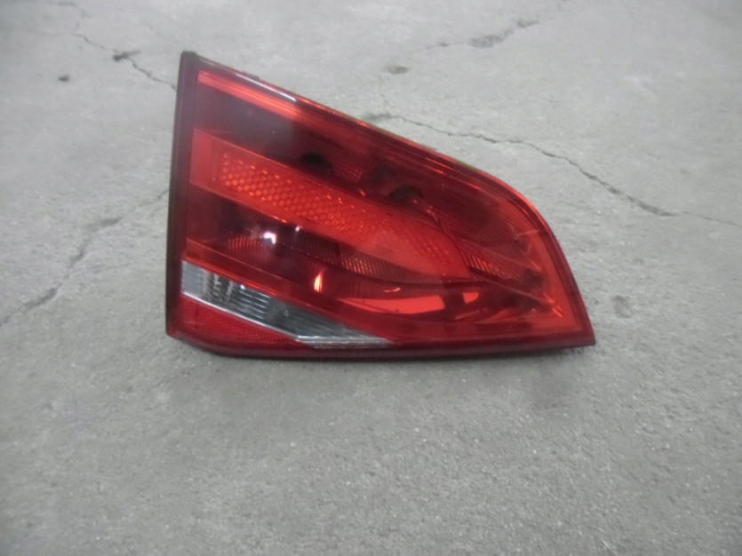 AUDI A4 8K B8 LAMPA LEWA TYL TYLNA SEDAN