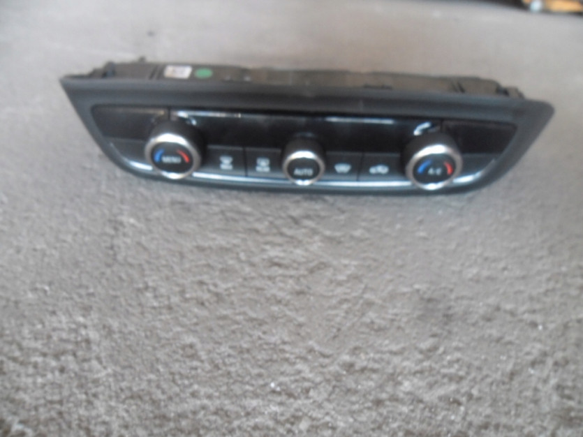 OPEL CROSSLAND X PANEL KLIMATYZACJI 98221489YX
