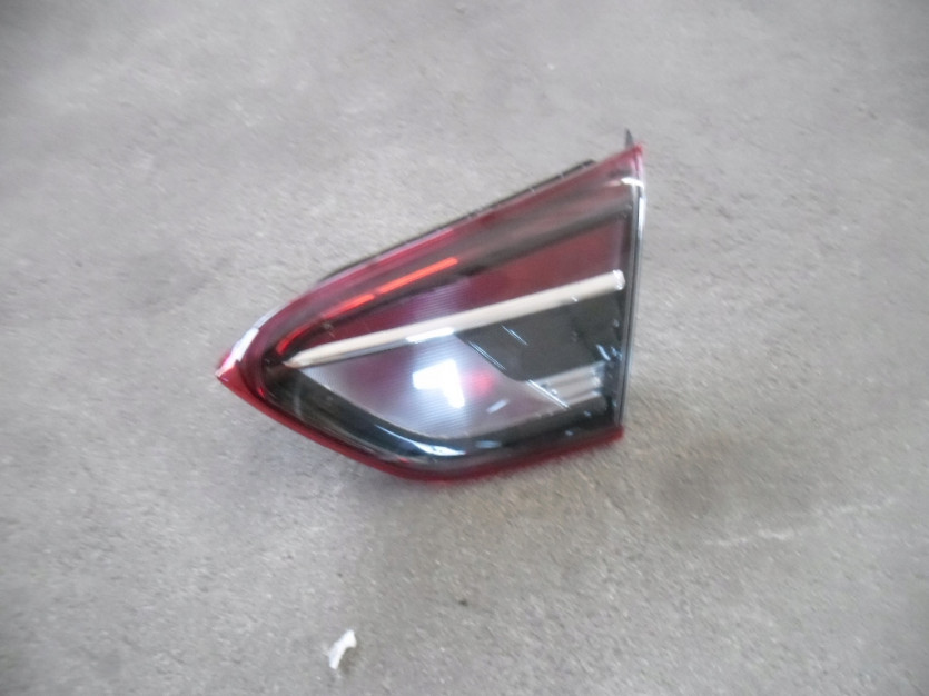 OPEL CROSSLAND X LAMPA PRAWA TYL TYLNA 13467981