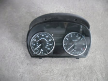 BMW 3 E90 E91 320i LICZNIK ZEGARY 6983480