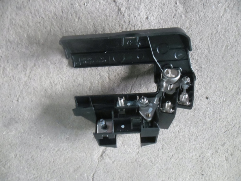 AUDI A8 4H D4 2016 LIFT KLEMA PIROTECHNICZNA NABOJ