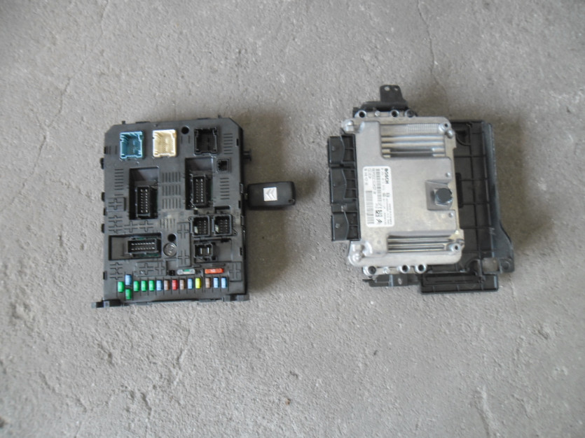 CITROEN C5 III 3 X7 KOMPUTER ZESTAW BSI 9664059080
