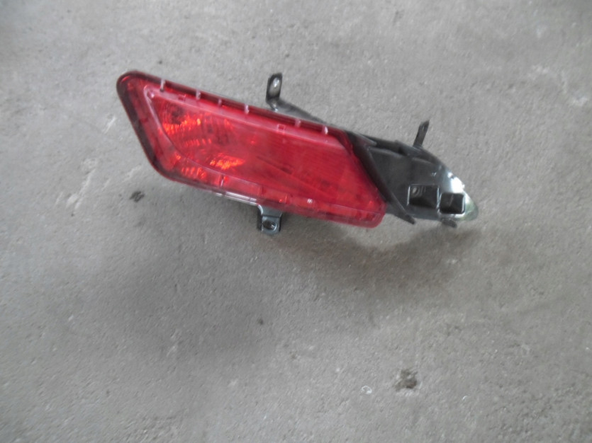 VOLVO XC60 LAMPA PRZECIWMGIELNA 31353286