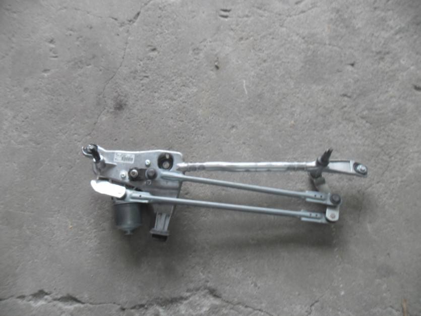 PEUGEOT 308 2 II T9 MECHANIZM SILNIK WYCIERACZEK