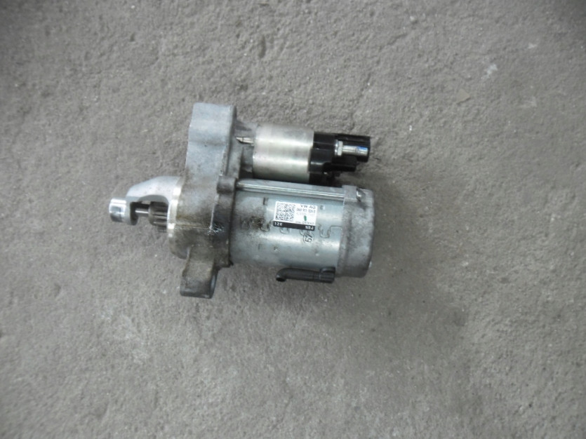 AUDI A8 4H D4 LIFT TFSI ROZRUSZNIK 2.0 06H911024B