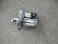 AUDI A8 4H D4 LIFT TFSI ROZRUSZNIK 2.0 06H911024B