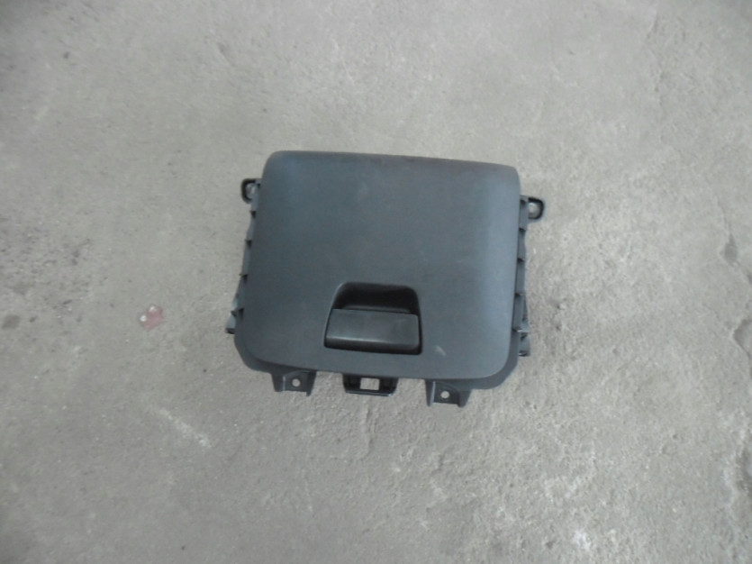 CITROEN C4 PICASSO 2 II SCHOWEK USB ZAPALNICZKA