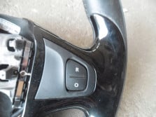 RENAULT CAPTUR 2015 KIEROWNICA SKORA MULTIFUNKCYJN