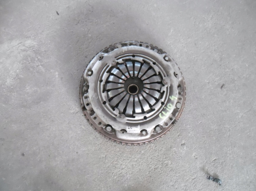 RENAULT CLIO 4 IV SPRZEGLO 302056841R