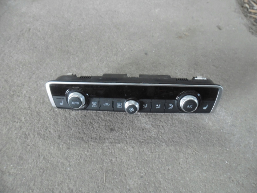 AUDI A3 8V 2016 PANEL KLIMATYZACJI 8V0820043D