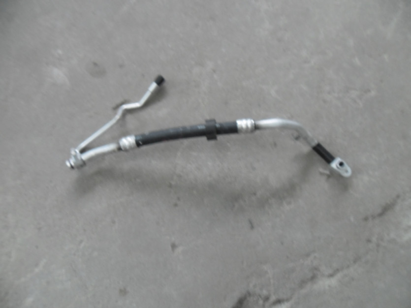 AUDI A4 8W TFSI PRZEWOD KLIMATYZACJI 8W1820740A