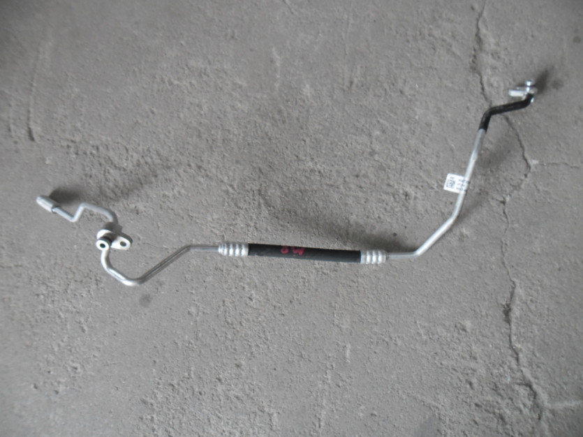 AUDI A4 8W TFSI PRZEWOD KLIMATYZACJI 8W1820720A