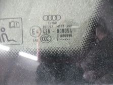 AUDI A3 8V 2016 SZYBA TYL TYLNA PRAWA 5 DRZWI