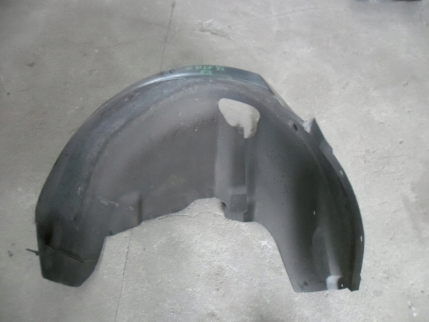 VW GOLF VI 6 5K NADKOLE PRAWE TYL TYLNE