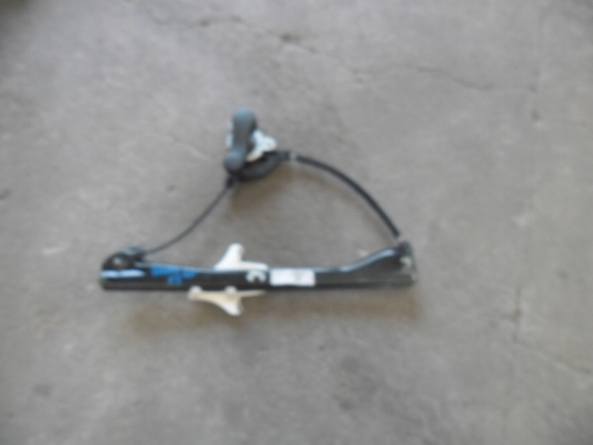 SKODA FABIA 3 6V PODNOSNIK SZYBY PRAWY T 6V0839402