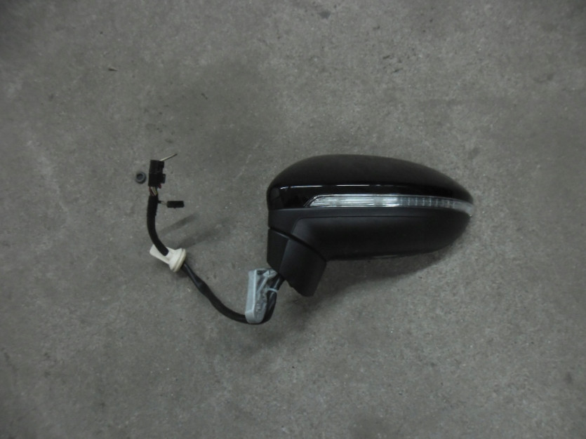 VW TOURAN 3 III 5T LIFT LUSTERKO LEWE 16 PIN