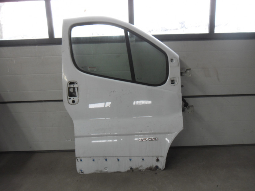 TRAFIC II VIVARO DRZWI PRAWE