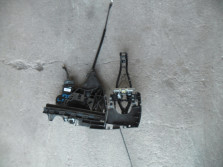 VOLVO V50 2005 ZAMEK DRZWI LEWY PRZOD