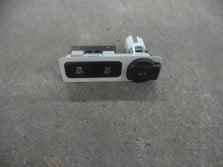 VW UP 1S LIFT 2018 PRZELACZNIK PRZYCISK GNIAZDO 12