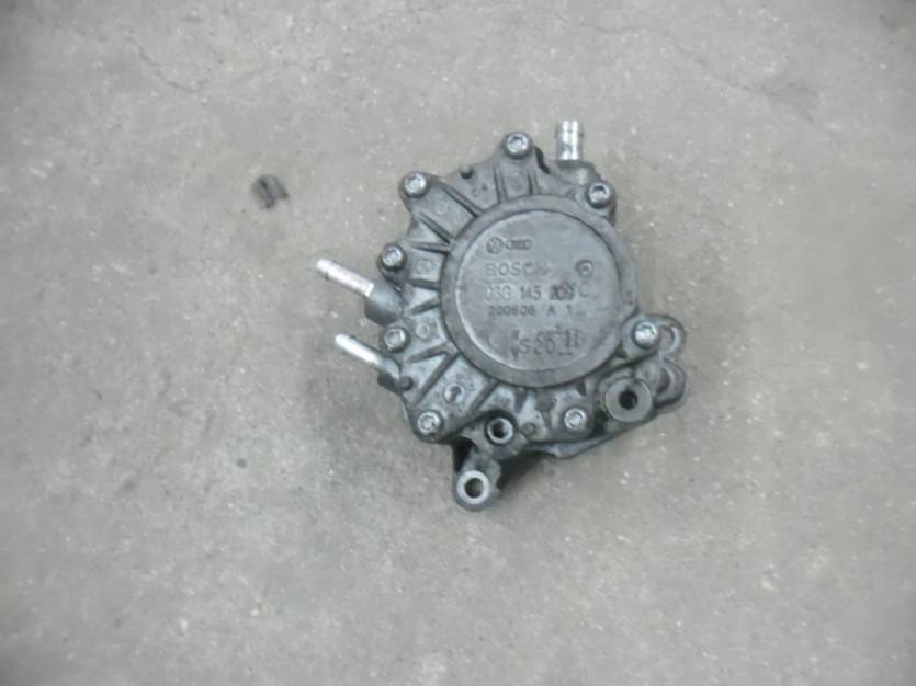 SKODA OCTAVIA 2.0 TDI POMPA VACUM 03G145209C